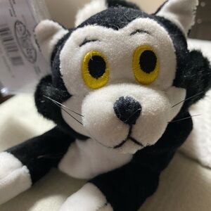 Figaro Pinocchio, black cat plush beanie stuffed, Disney with Yellow Eyes NEW